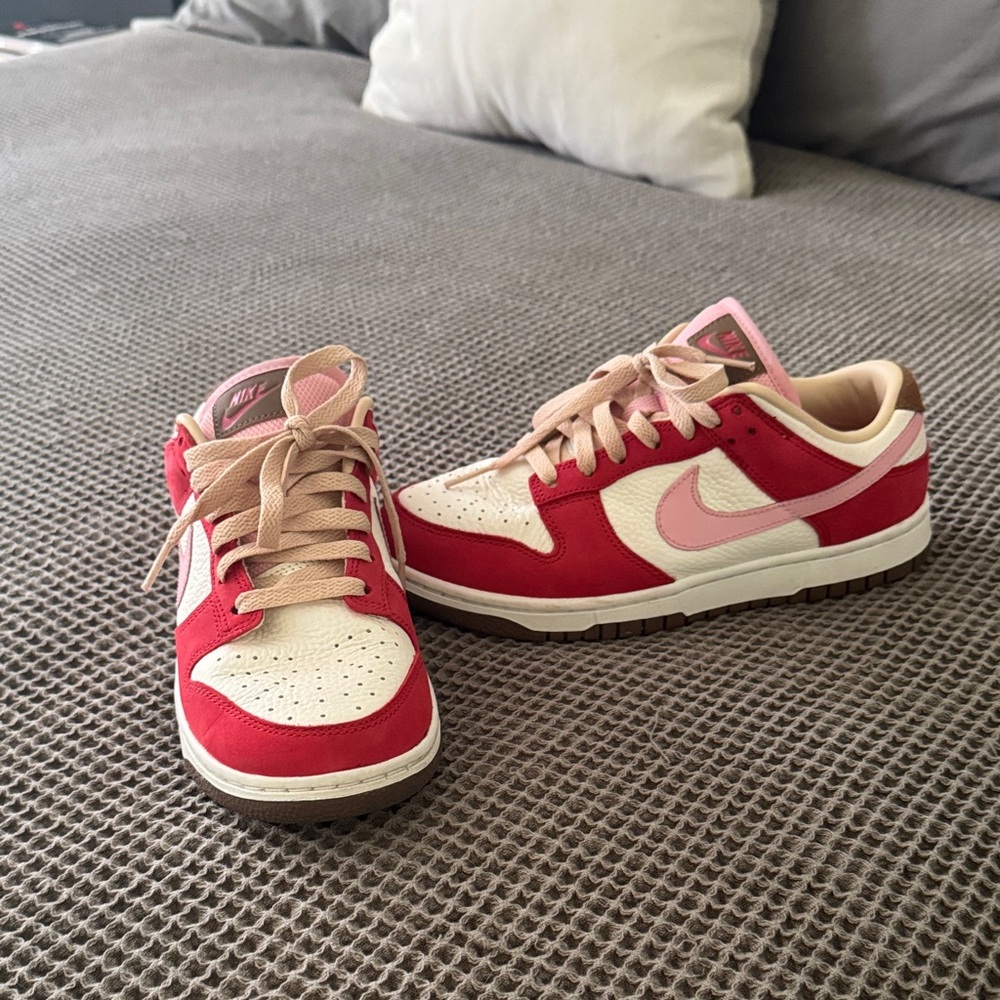 Nike Kids Sneakers in Red and Pink